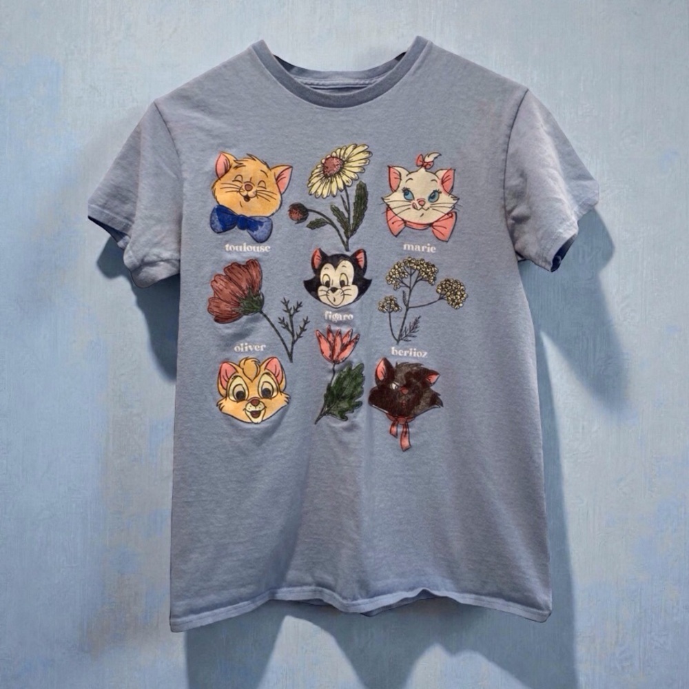 Disney Cats Graphic Tee S Blue – Kawaii Aesthetic - Picture 4 of 7